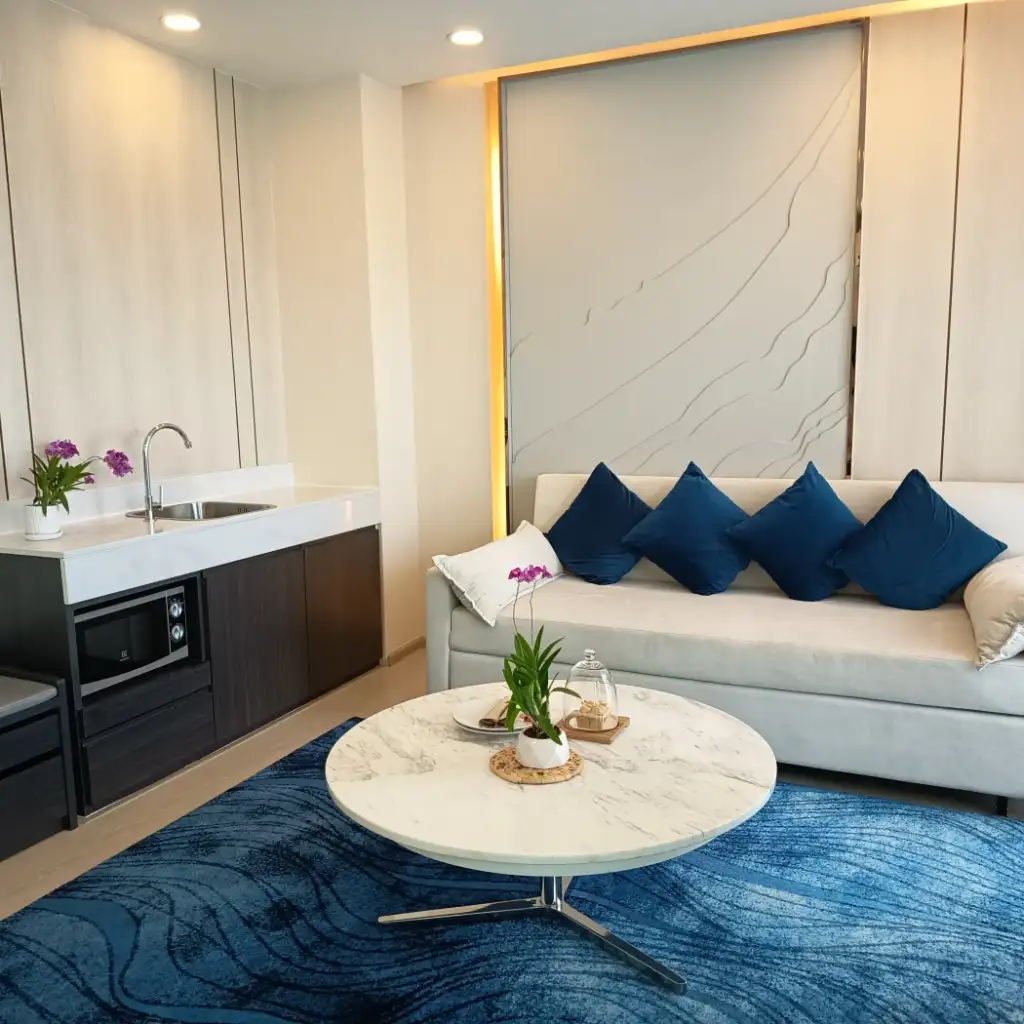 Centre-Point-Prime-Pattaya-thelovelyair