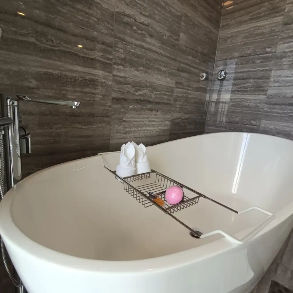 Centre-Point-Prime-Pattaya-thelovelyair