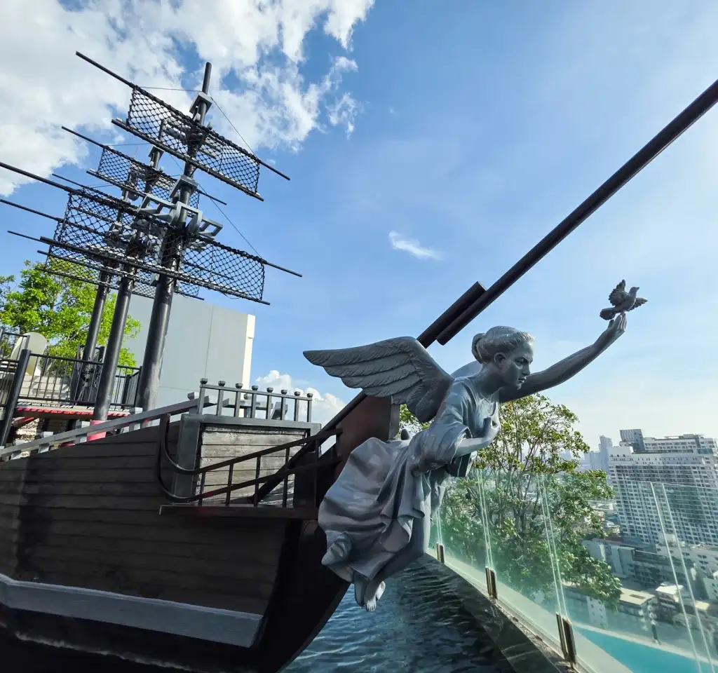 Somerset pattaya - thelovelyair